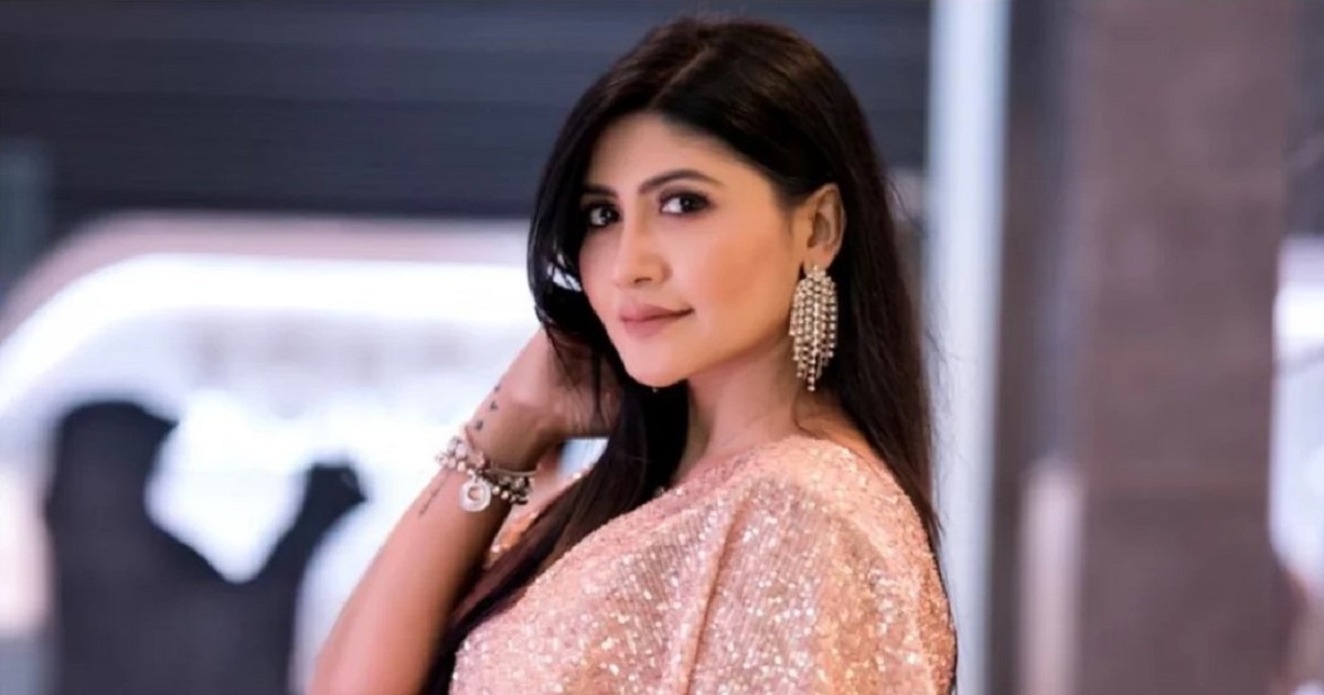 বিপিএল সঞ্চালনায় শ্রাবণ্য তৌহিদা