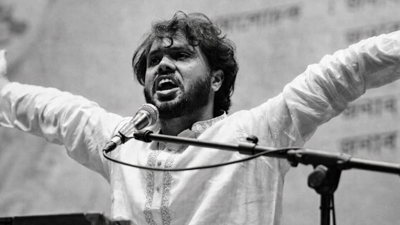 সন্ধ্যায় দেশে আসবে হাদির মরদেহ, জানাজা শনিবার
