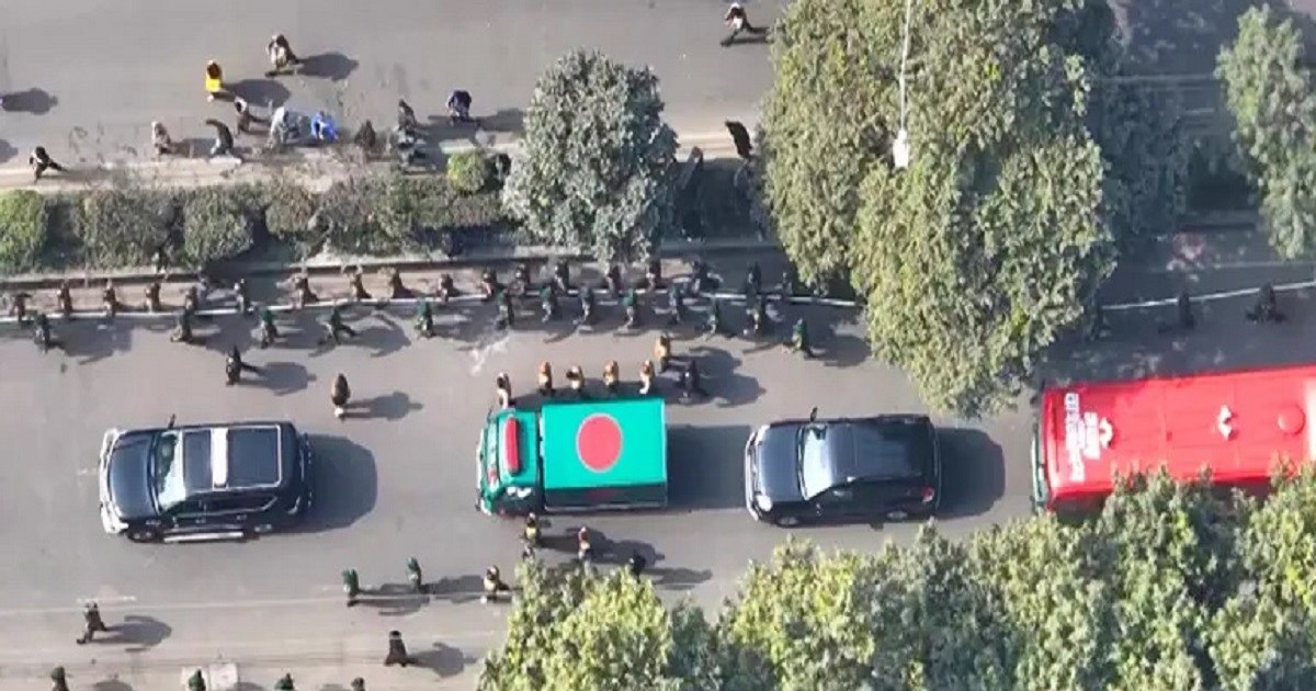 মানিক মিয়ার পথে খালেদা জিয়ার মরদেহ