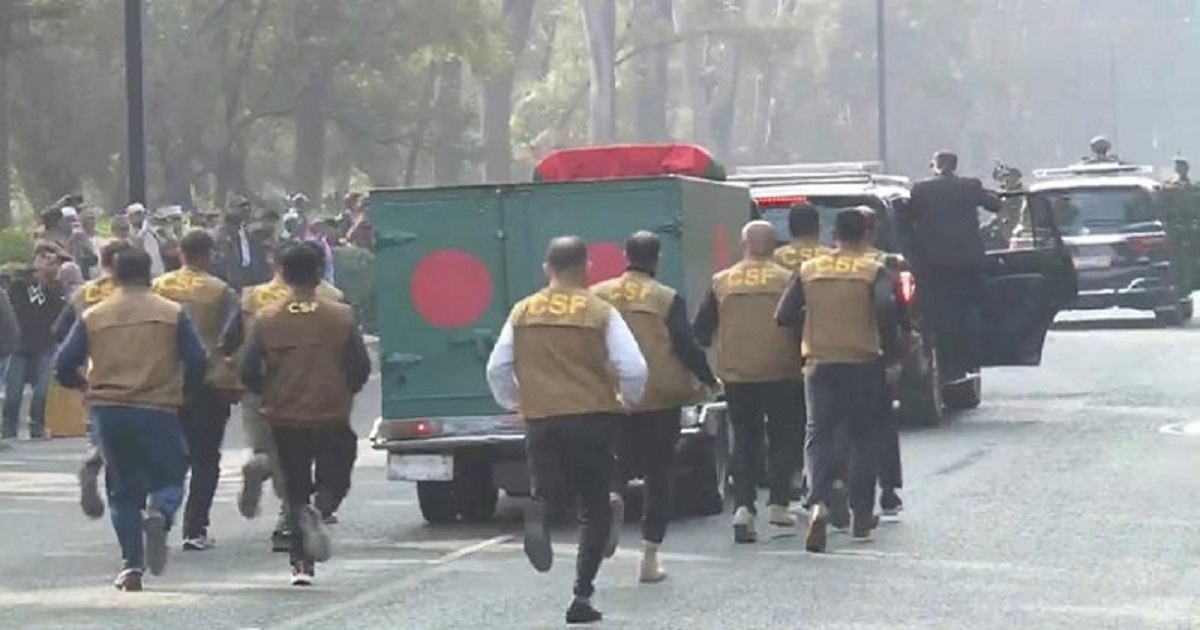 খালেদা জিয়ার মরদেহ নিয়ে যাওয়া হচ্ছে জিয়া উদ্যানে