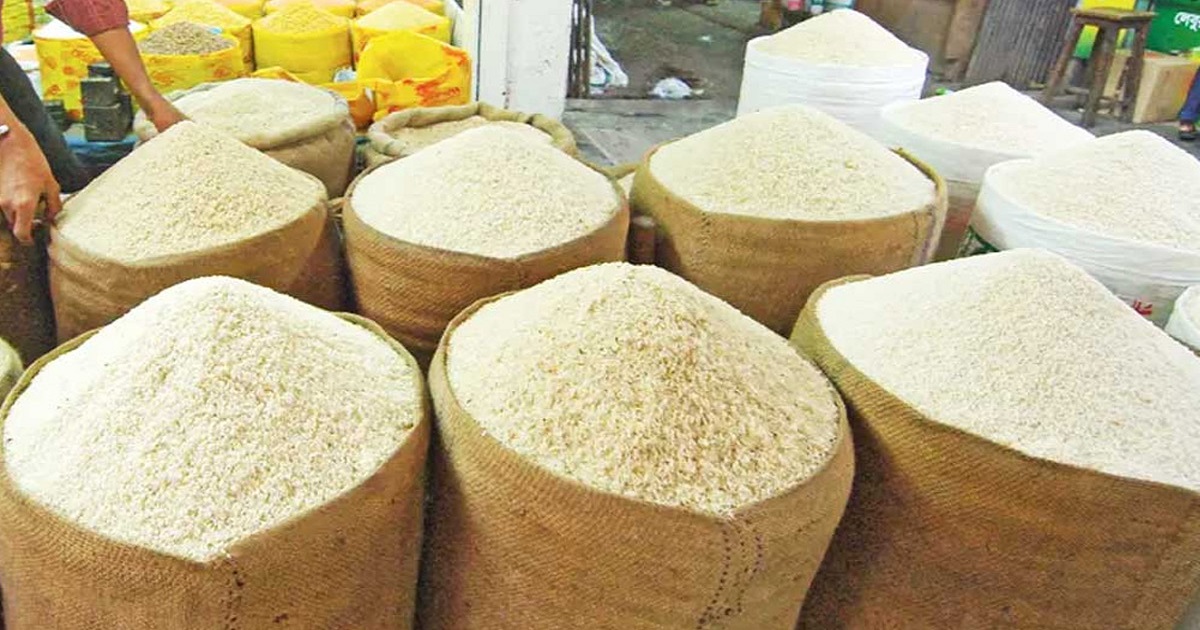 চালের দাম বেড়েছে কেজিতে ৫ টাকা