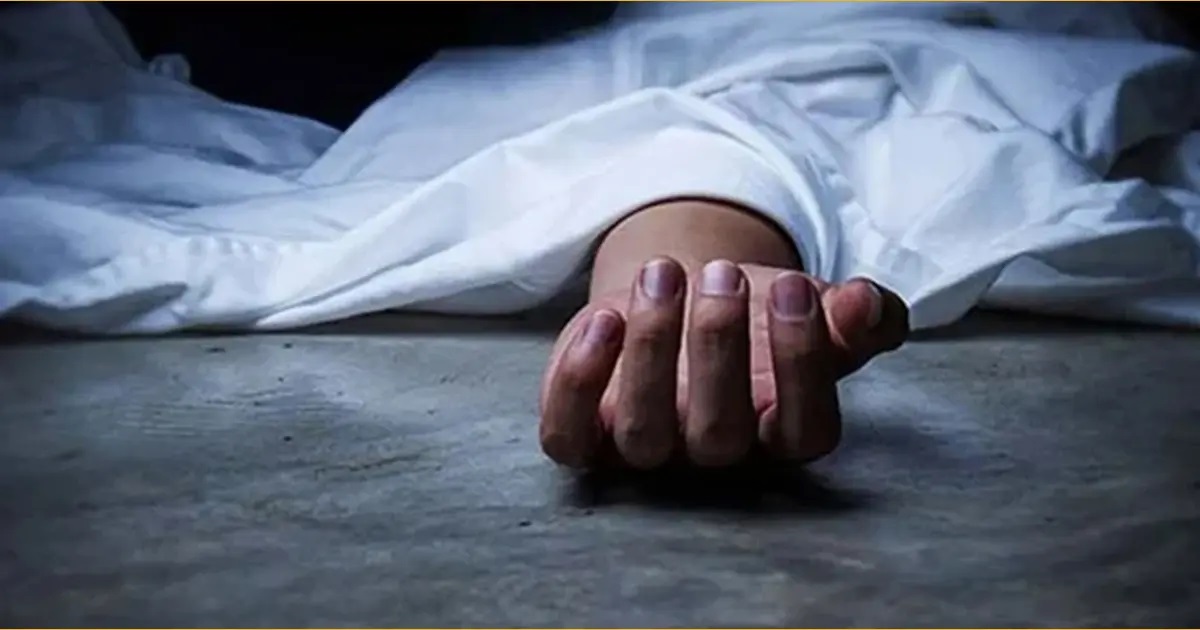 বনশ্রীতে স্কুলছাত্রীকে গলা কেটে হত্যা, থানায় মামলা