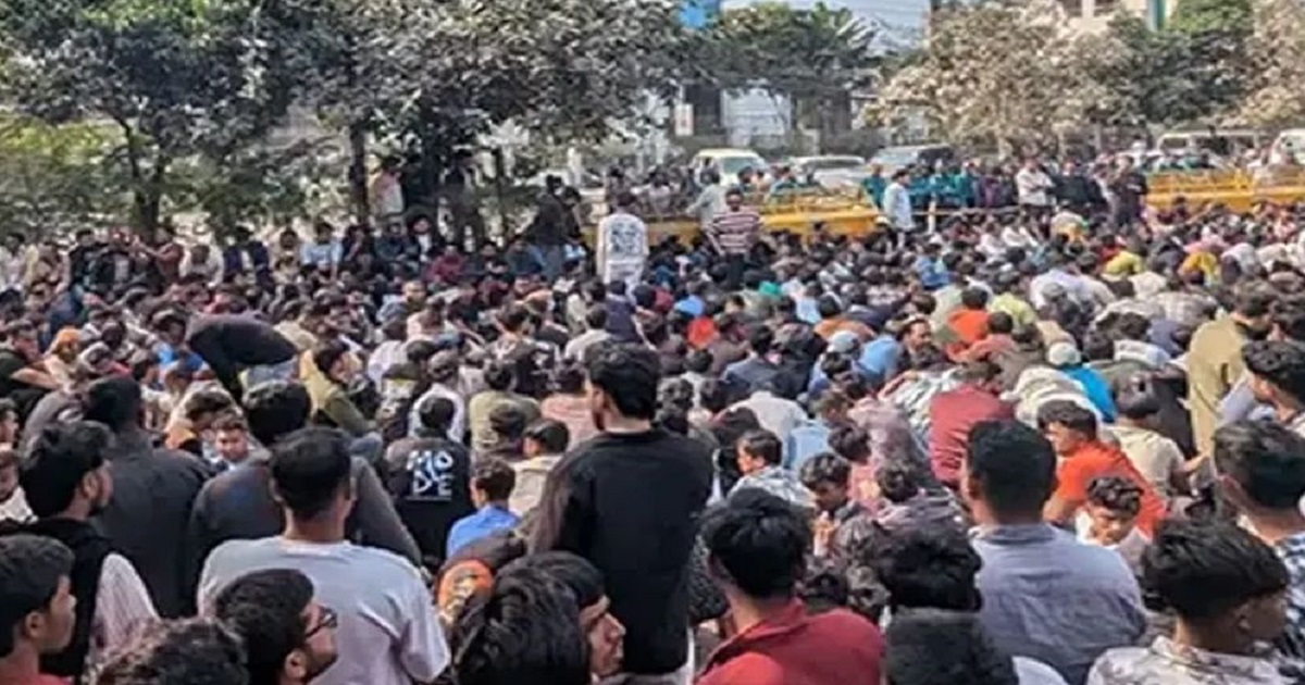 দাবি আদায় না হলে রাতভর ইসি অবরুদ্ধ থাকবে: ছাত্রদল সভাপতি