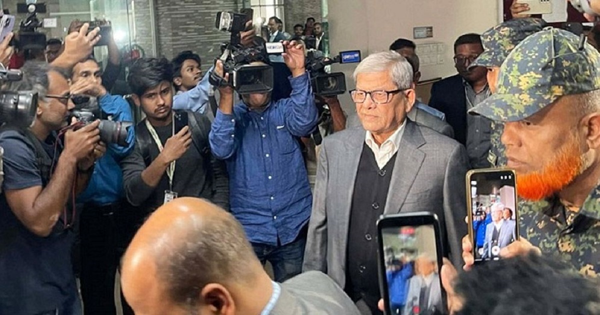 সিইসির সঙ্গে বৈঠকে মির্জা ফখরুলসহ বিএনপির প্রতিনিধিদল