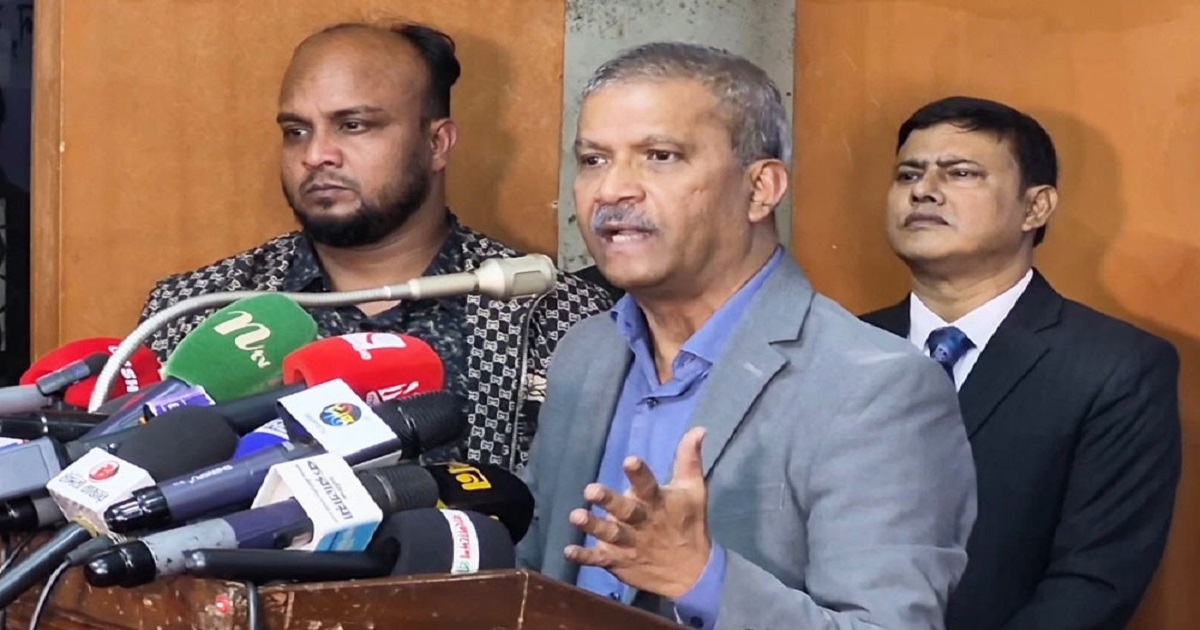 জনগণের মতামত জানার জন্যই গণভোটের আয়োজন: আসিফ নজরুল