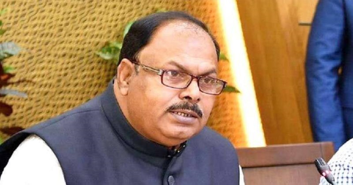 সাবেক প্রতিমন্ত্রীর স্ত্রী ও সন্তানদের দেশত্যাগে নিষেধাজ্ঞা