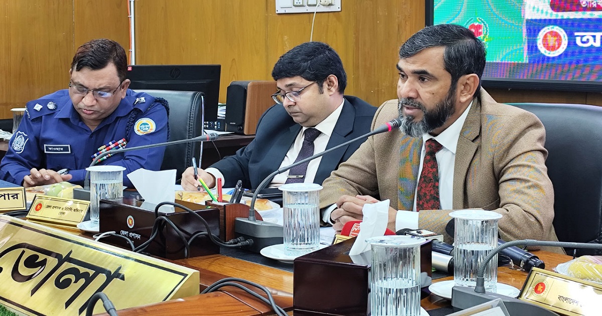 নির্বাচনে প্রশাসনের নিরপেক্ষতা নিশ্চিত না হলে কঠোর ব্যবস্থা: ইসি