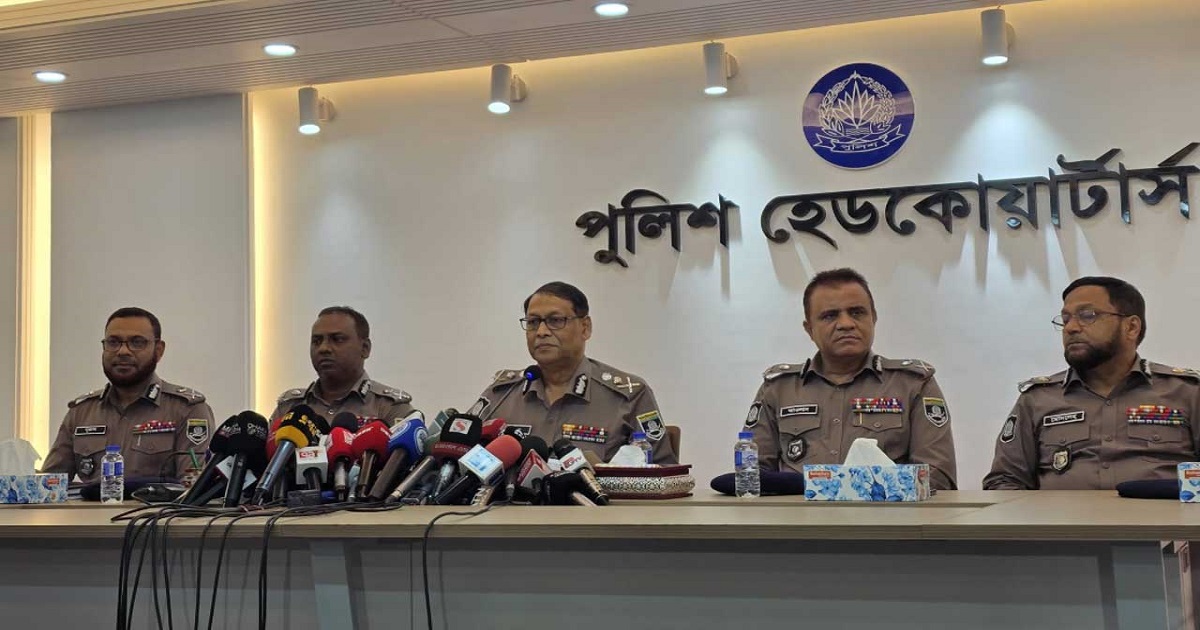 নির্বাচনকে কেন্দ্র করে যেকোনো অস্ত্রই হুমকি: আইজিপি