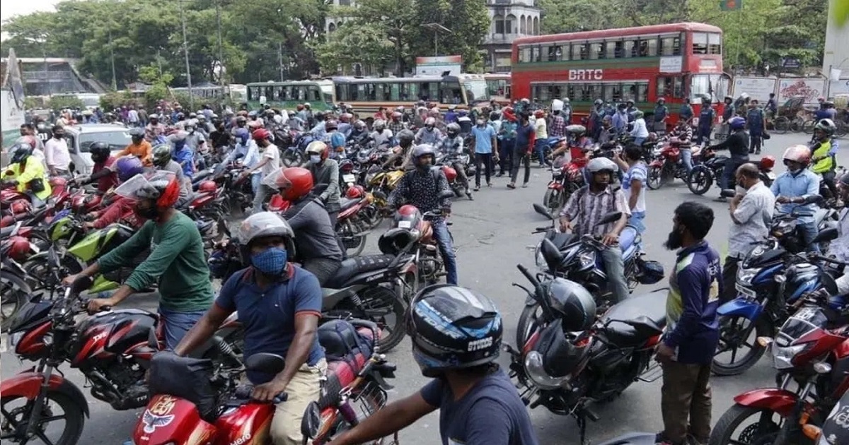 সারা দেশে বন্ধ হলো মোটরসাইকেল চলাচল