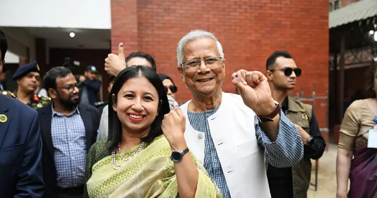 নতুন বাংলাদেশের সূচনা ভোট প্রদান শেষে প্রধান উপদেষ্টা ড. মুহাম্মদ ইউনূস
