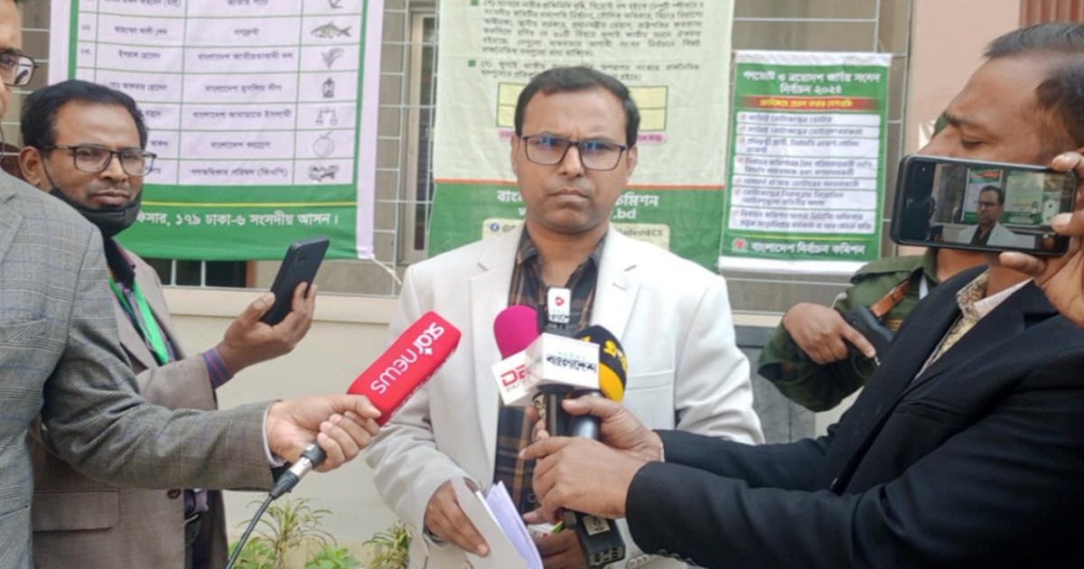 ঢাকা-৬ আসনের একটি কেন্দ্রে দুই ঘণ্টায় পড়লো ৯.৪২ শতাংশ ভোট