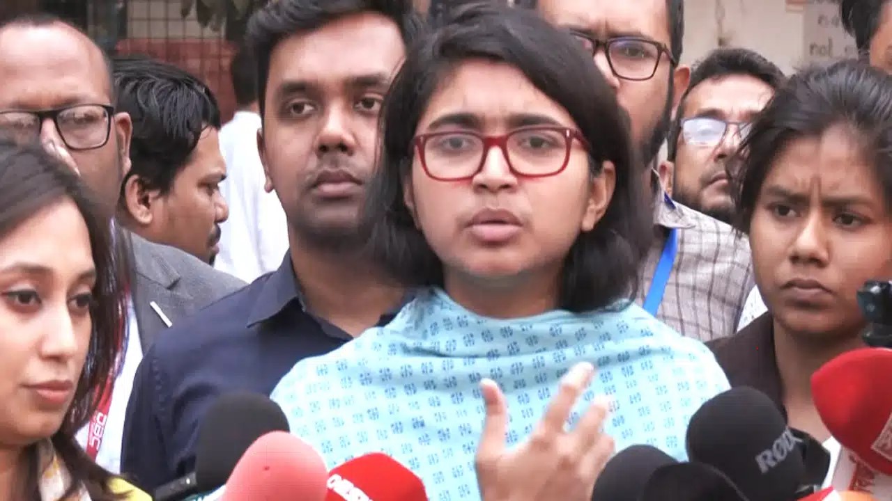 তাসনিম জারার পোলিং এজেন্টদের বের করে দেওয়ার অভিযোগ