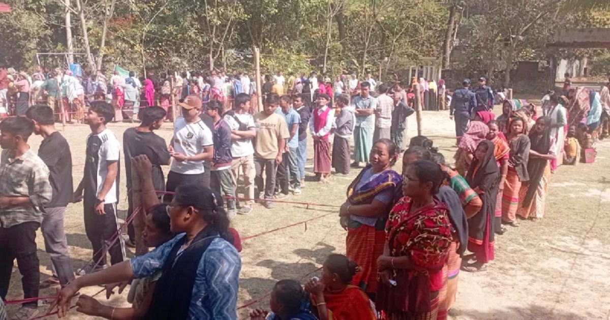 পাহাড়ে ভোট উৎসবের আমেজ