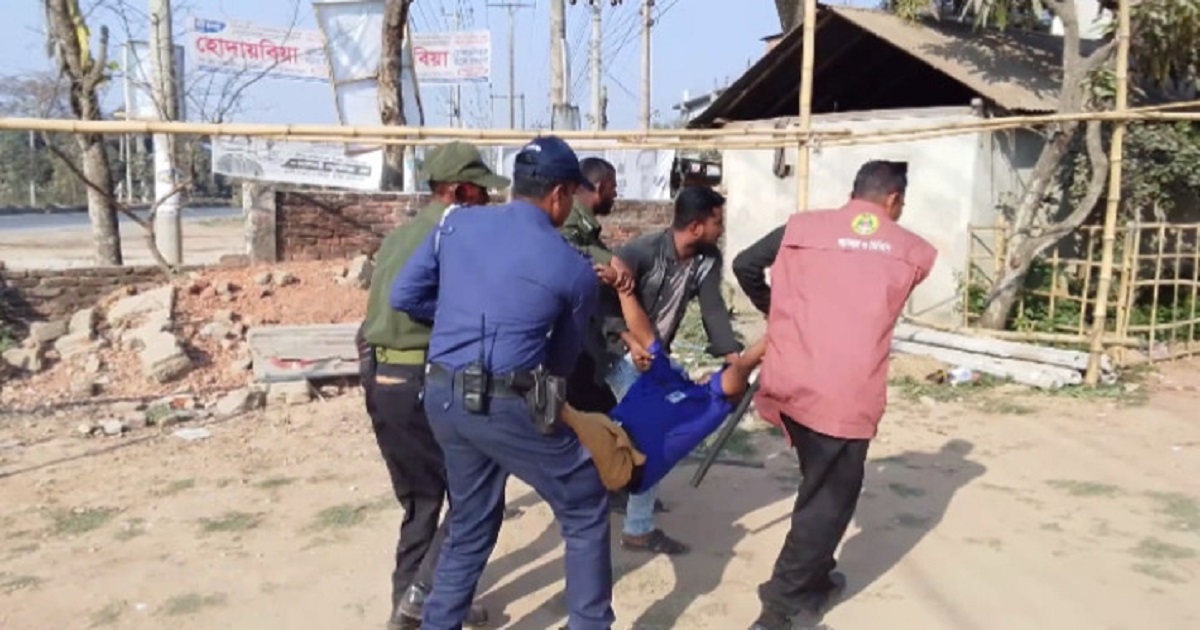 ময়মনসিংহে প্রিসাইডিং ও পোলিং অফিসার বরখাস্ত