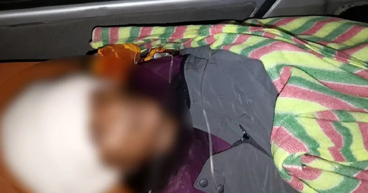 আইনজীবীর সহকারীকে কুড়াল দিয়ে কুপিয়ে হত্যা