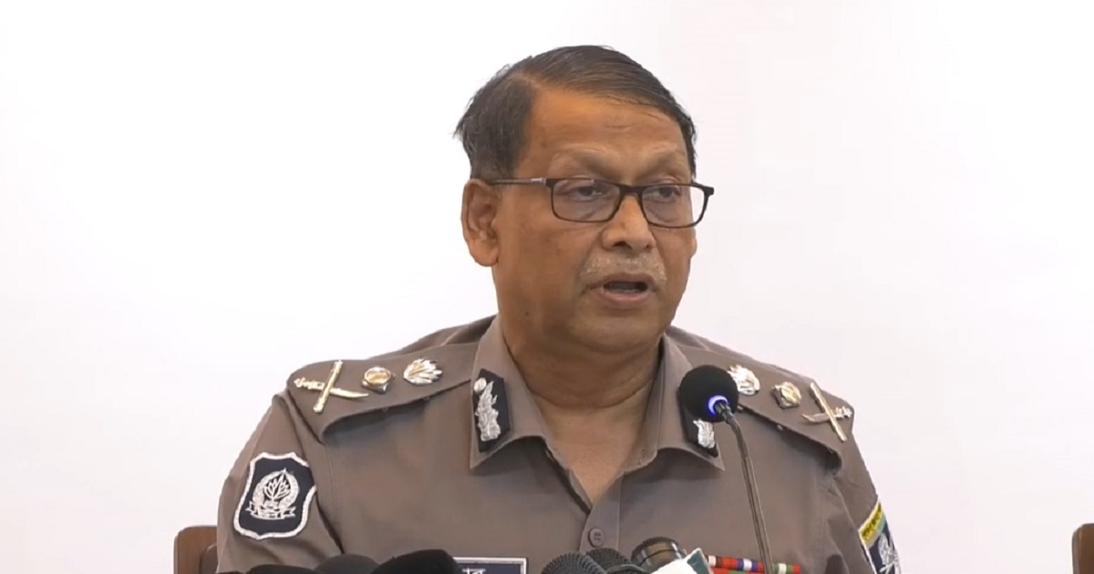 পদত্যাগপত্র জমা দিয়েছেন আইজিপি