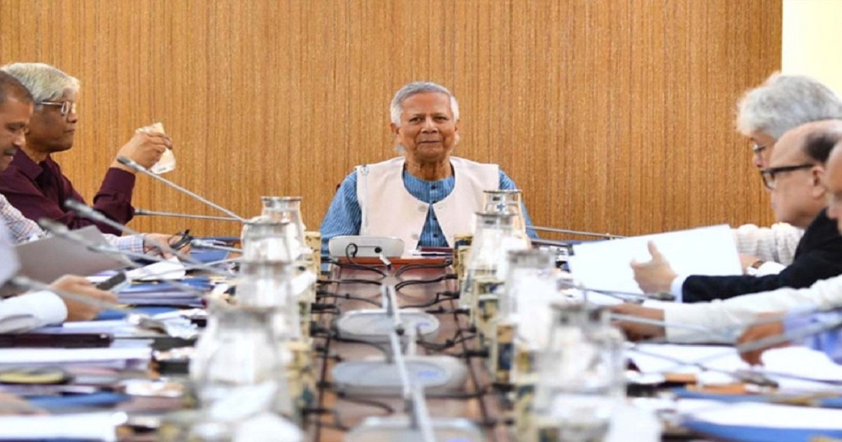 শপথ অনুষ্ঠান শেষে উপদেষ্টারা, ফিরবেন পতাকাবিহীন গাড়িতে
