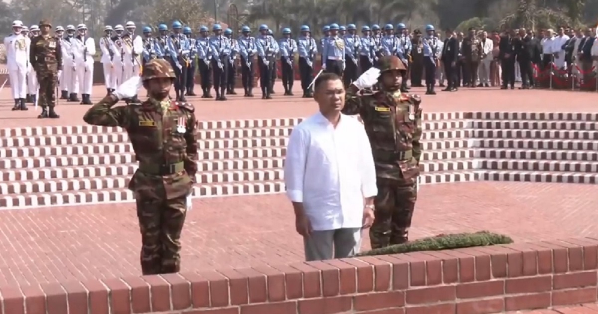 সাভারে জাতীয় স্মৃতিসৌধে প্রধানমন্ত্রীর শ্রদ্ধা নিবেদন