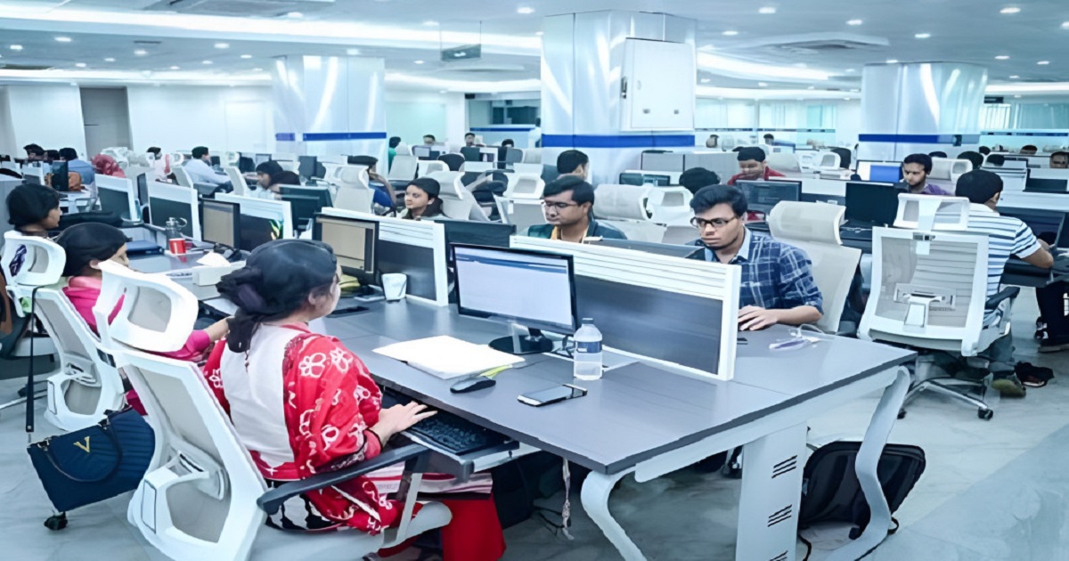 আজ থেকে নতুন সময়সূচিতে সরকারি অফিস-আদালত-ব্যাংক