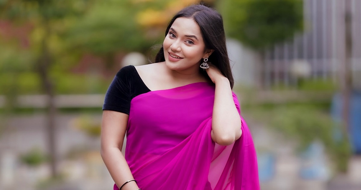 কাজ আর তোমাদের ভালোবাসা ছাড়া আমি অসম্পূর্ণ : মাহি