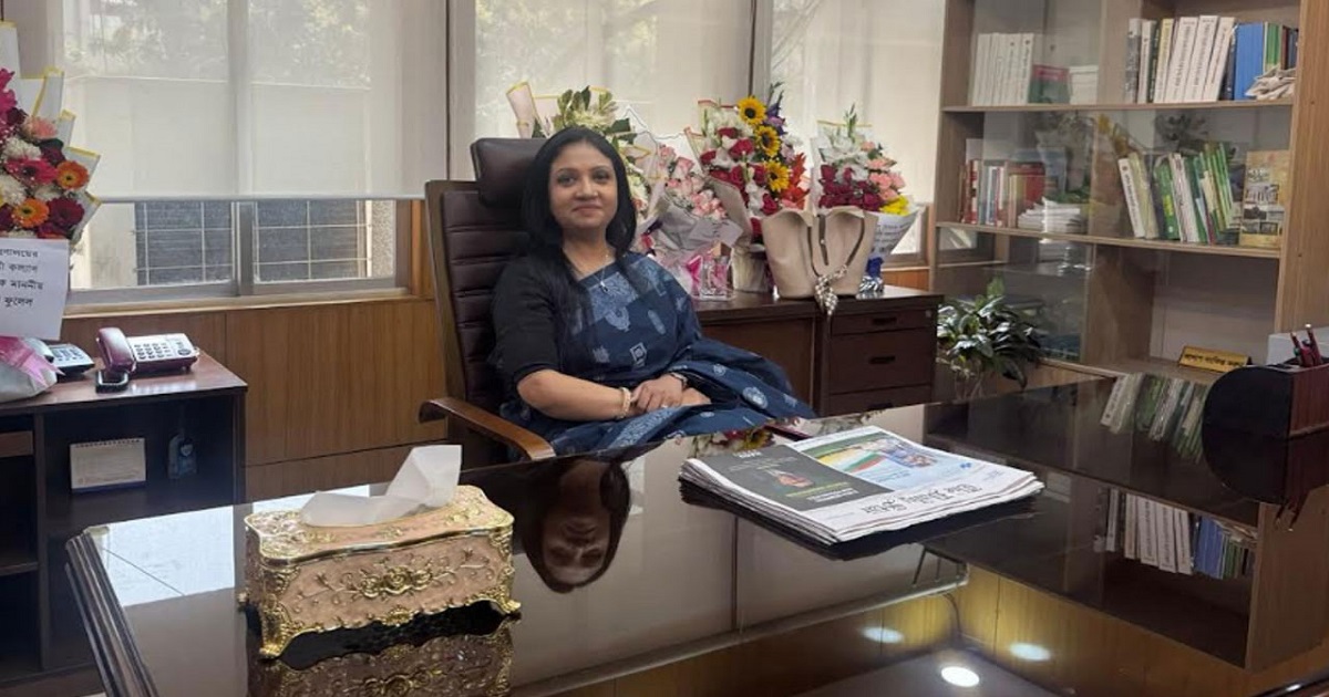 প্রতিমন্ত্রী ফারজানা শারমিন পুতুল  নিজ জেলা নাটোরে
