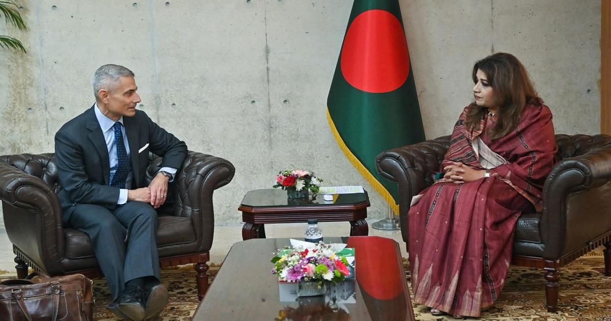 পররাষ্ট্র প্রতিমন্ত্রীর সঙ্গে বৈঠকে পল কাপুর