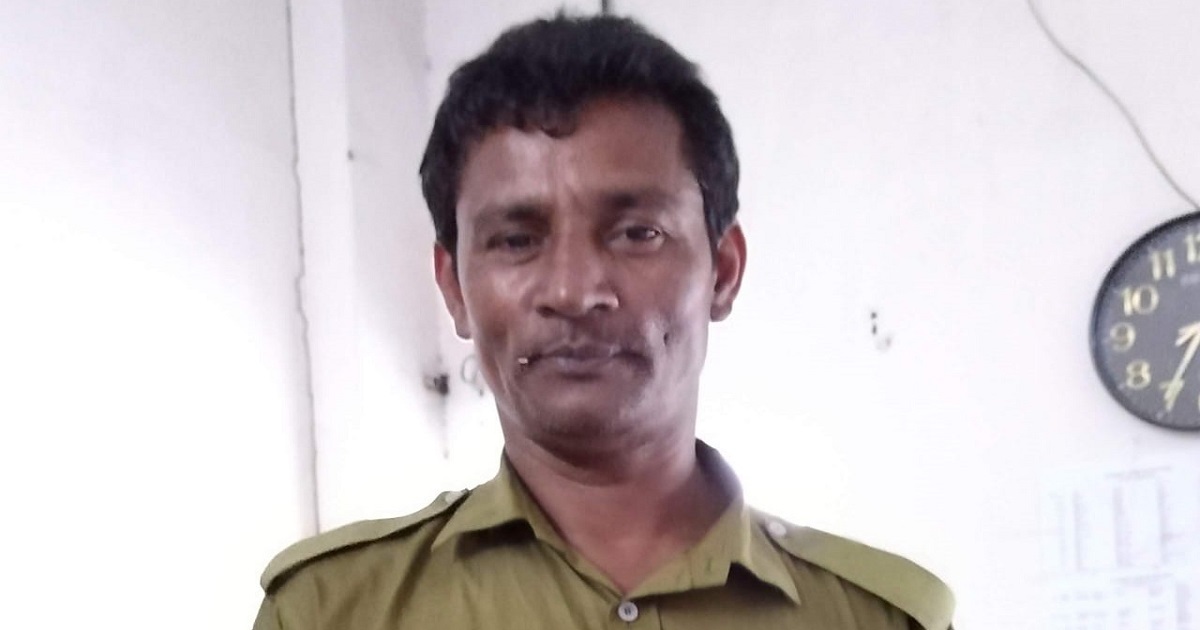 আদাবরে স্কুলের দারোয়ানের পিটুনিতে প্রধান শিক্ষক আহত