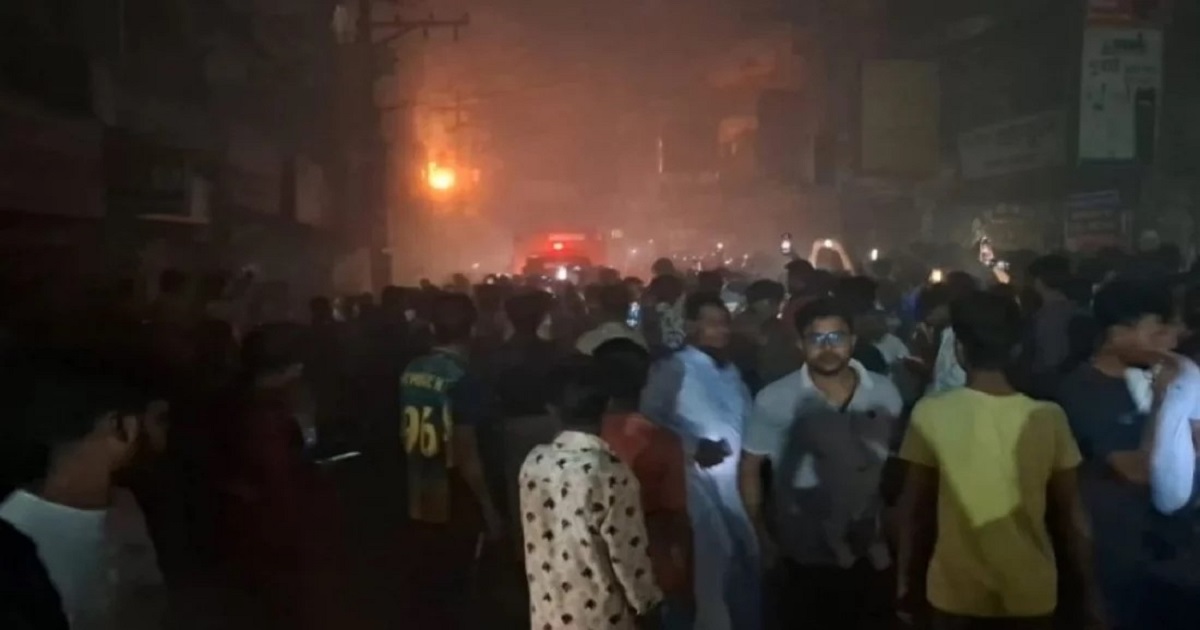 শ্রীপুরে ট্রান্সফরমার বিস্ফোরণ দগ্ধ ৩