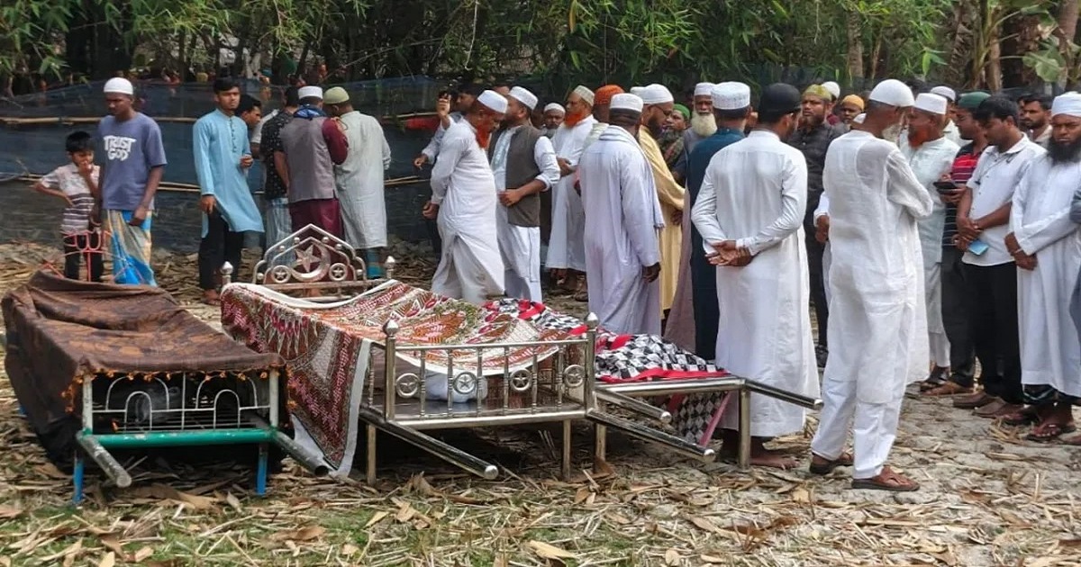 রামপালের মিতুসহ তিনজনের দাফন সম্পন্ন