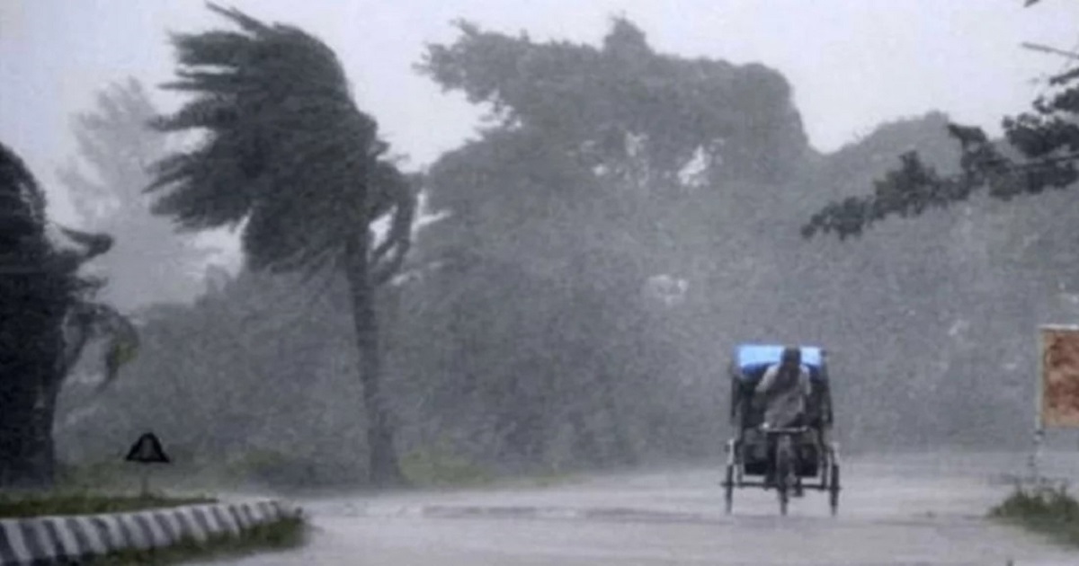 ঢাকাসহ ১৫ জেলায় বজ্রসহ বৃষ্টির সম্ভাবনা,নদীবন্দরে ২ নম্বর সতর্কতা