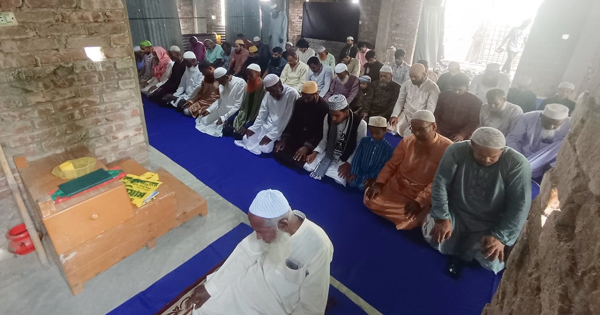 শাওয়াল মাসের প্রথম দিনে সাতক্ষীরার ২০ গ্রামে ঈদ উদযাপন