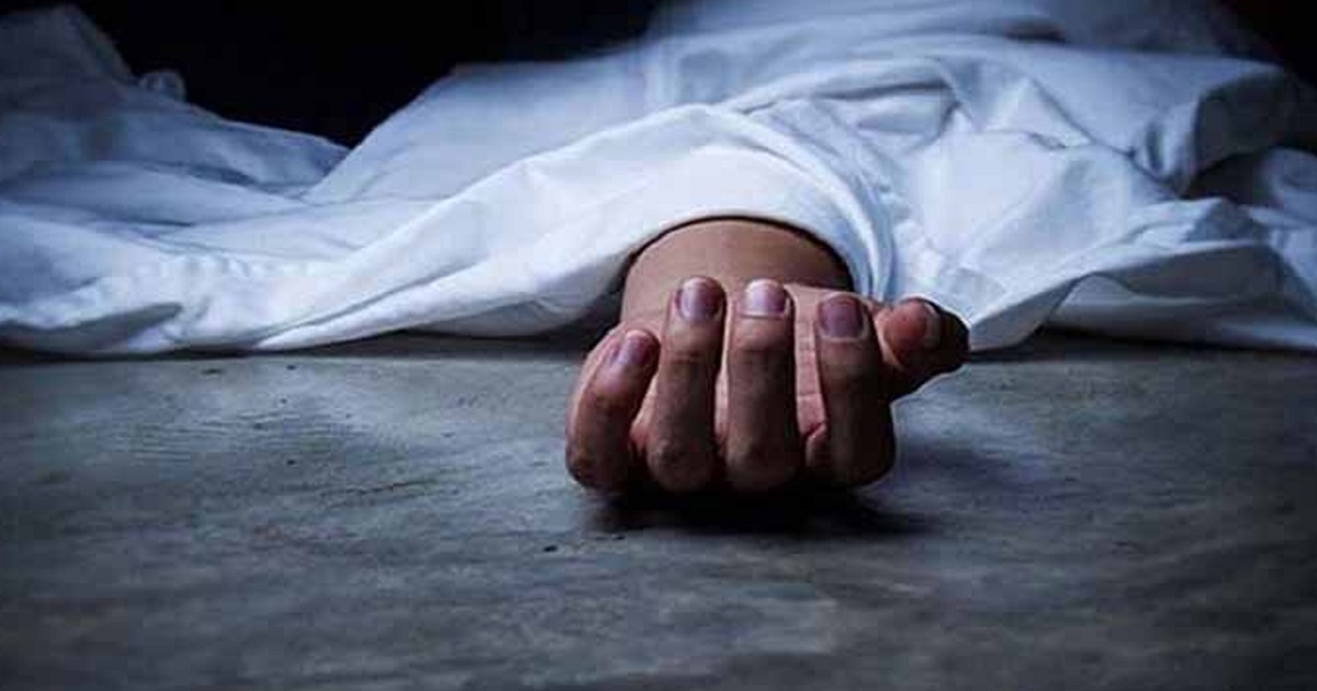 বেড়ায় রিকশাচালকের গলা কাটা মরদেহ উদ্ধার
