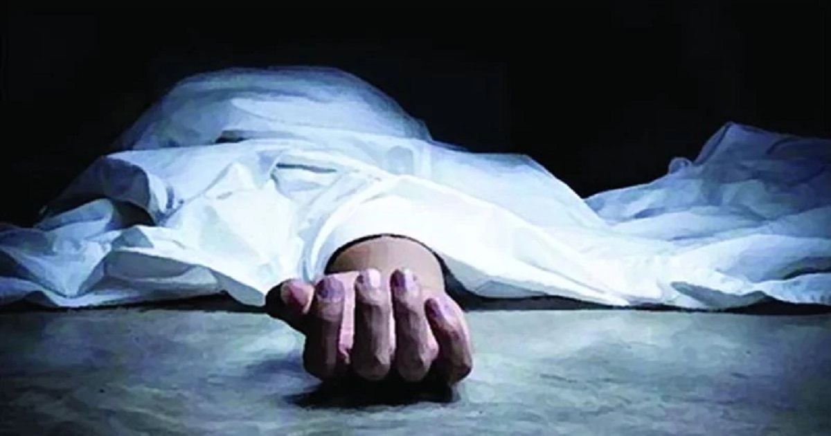 বিএনপি নেতার বাসা থেকে যুবকের মরদেহ উদ্ধার