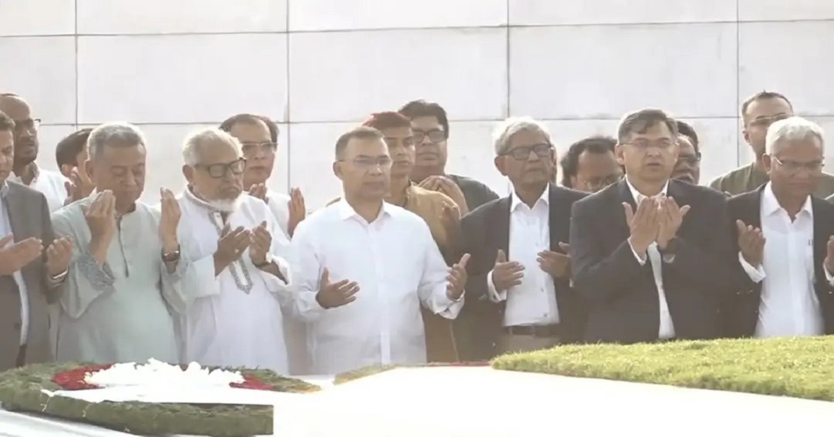 জিয়াউর রহমান ও খালেদা জিয়ার সমাধিতে প্রধানমন্ত্রীর শ্রদ্ধা