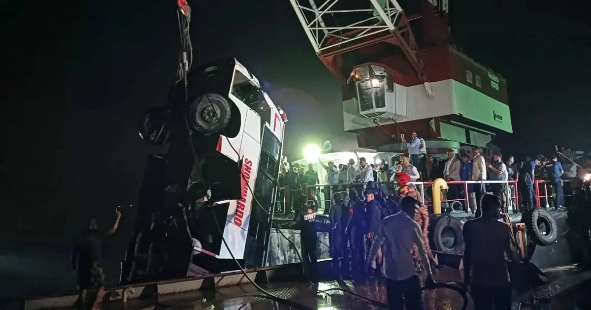 সৌহার্দ্য পরিবহনের বাসচালকের মরদেহ উদ্ধার