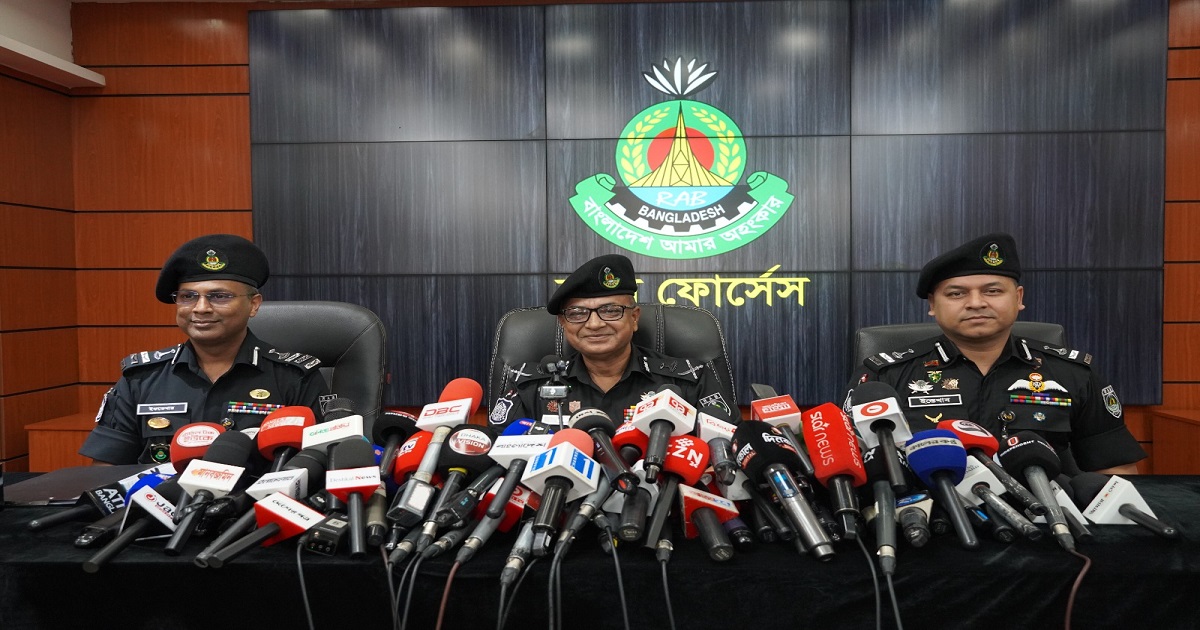 গুম-ক্রসফায়ার ইস্যুতে ট্রাইব্যুনাল চাইলে সহযোগিতা করা হবে: র‌্যাব ডিজি