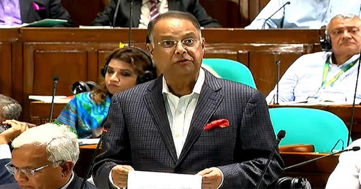 দেশে জ্বালানি তেলের পর্যাপ্ত মজুত রয়েছে: মন্ত্রী