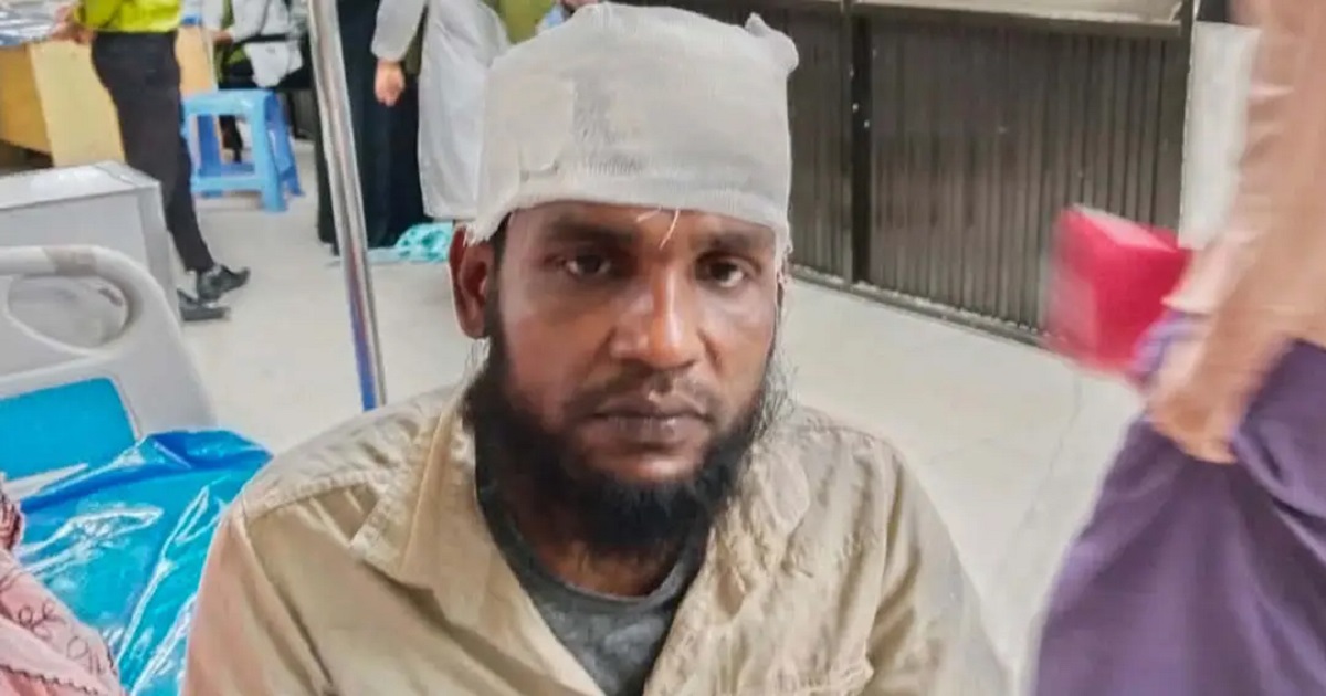 পাওনা টাকা ফেরত চাওয়ায় দোকানদারের মাথায় গুলি