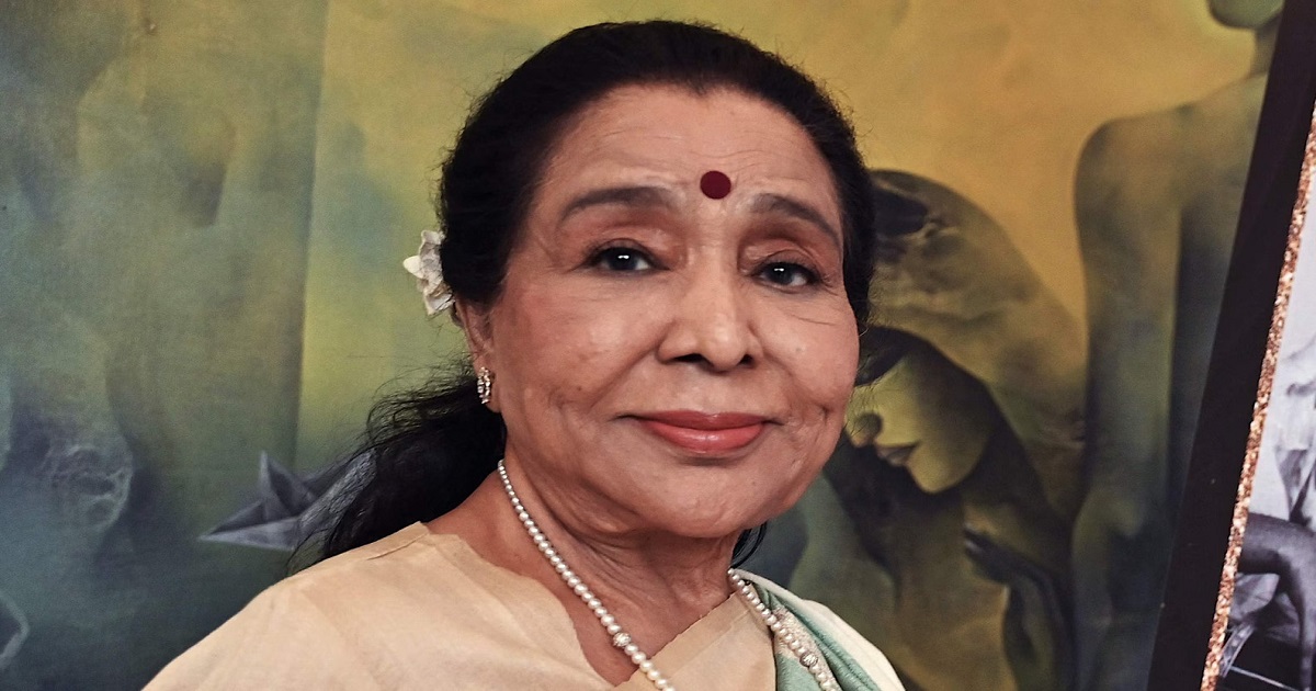 হাসপাতালে আশা ভোসলে, অবস্থা সংকটাপন্ন