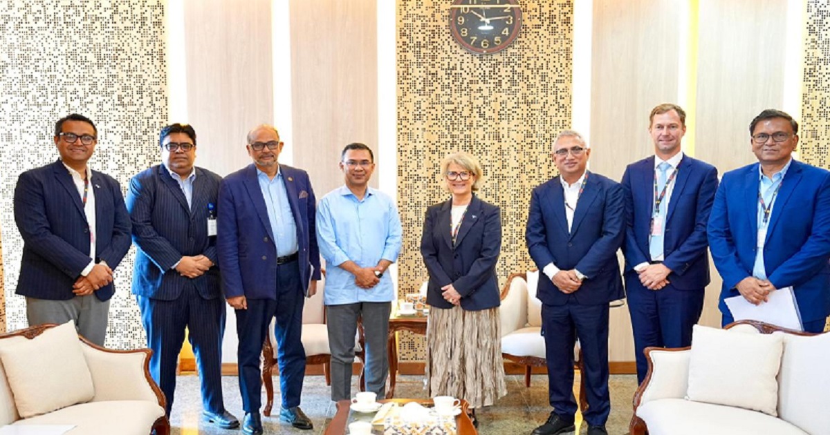 প্রধানমন্ত্রীর সঙ্গে সাক্ষাৎ করলেন টেলিনর গ্রুপের সিইও