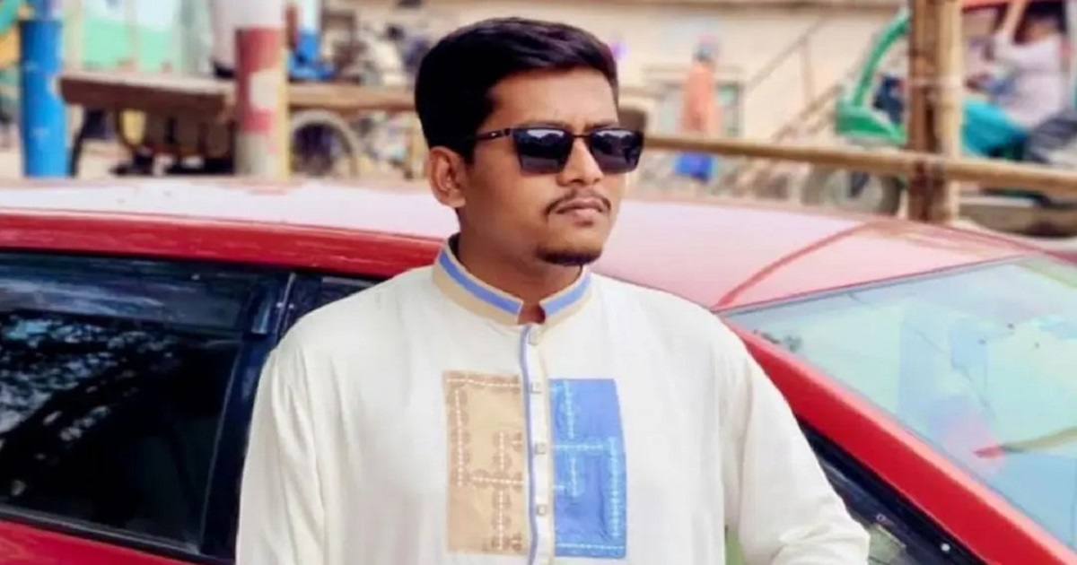 অর্ধশত গাড়ি নিয়ে শোডাউনে বহিষ্কার ছাত্রদল নেতা