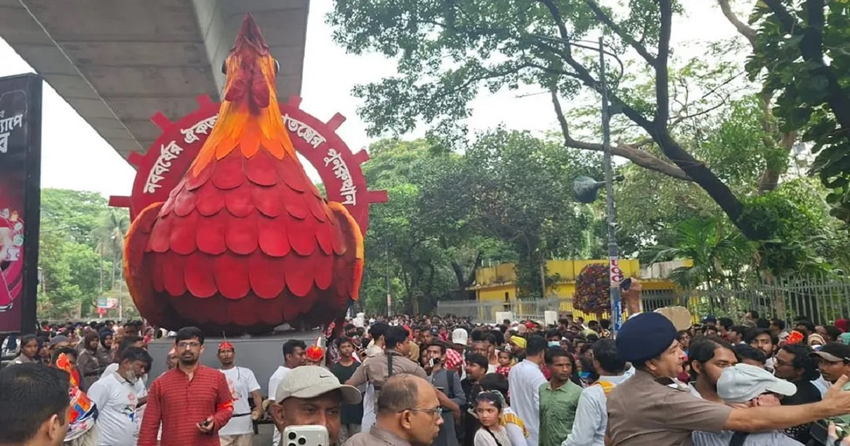 রঙিন মোটিফের বর্ণিল আয়োজনে বাংলা নববর্ষ