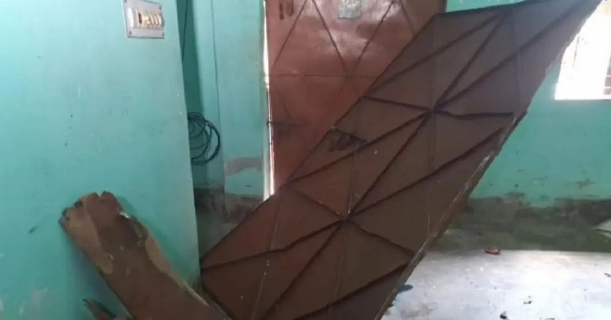 গ্যাস থেকে বিস্ফোরণ দগ্ধ বাবা ও ছেলে