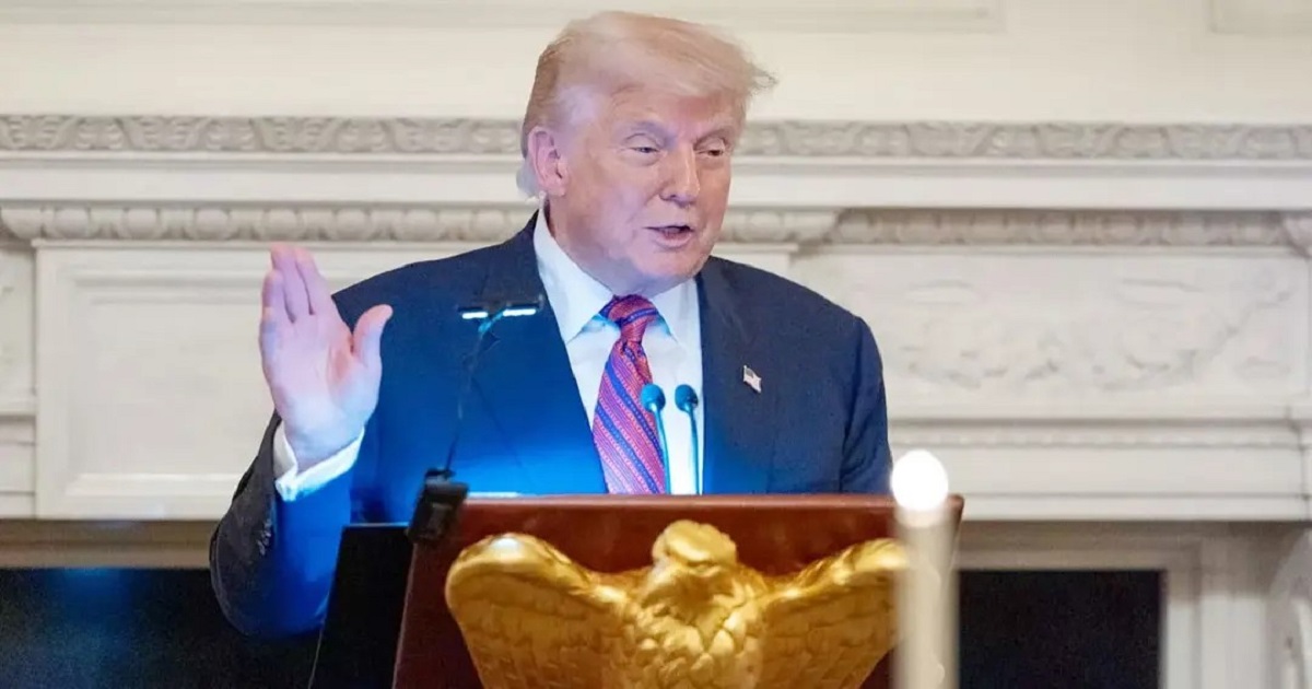 ট্রাম্প চুক্তির জন্য সময় বেঁধে দিলেন ইরানকে