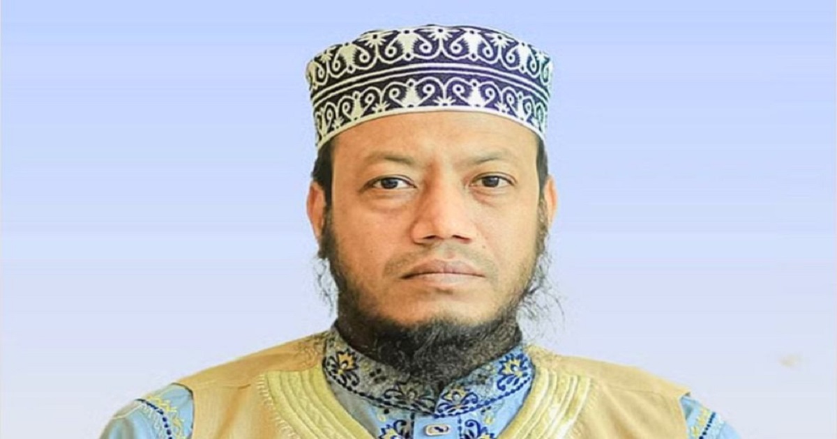আমির হামজার বিরুদ্ধে গ্রেফতারি পরোয়ানা