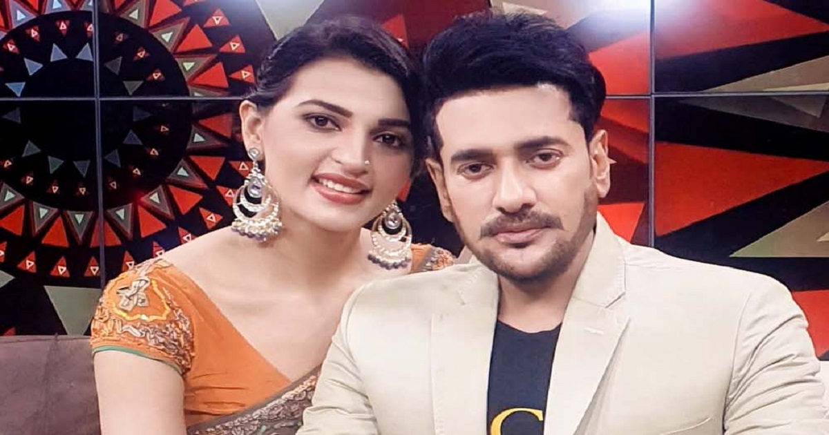 নিজেদের জীবনের গল্পে অনন্ত-বর্ষা