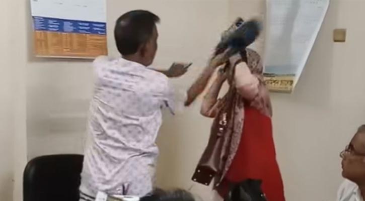 ওসির সামনেই শিক্ষিকাকে জুতাপেটা করলেন বিএনপি নেতা