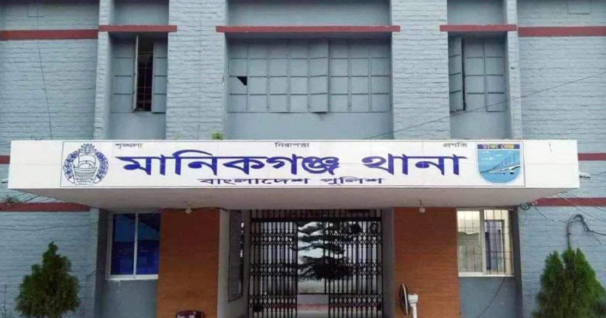 গ্রেফতার আতঙ্কে পুরুষশূন্য গ্রাম