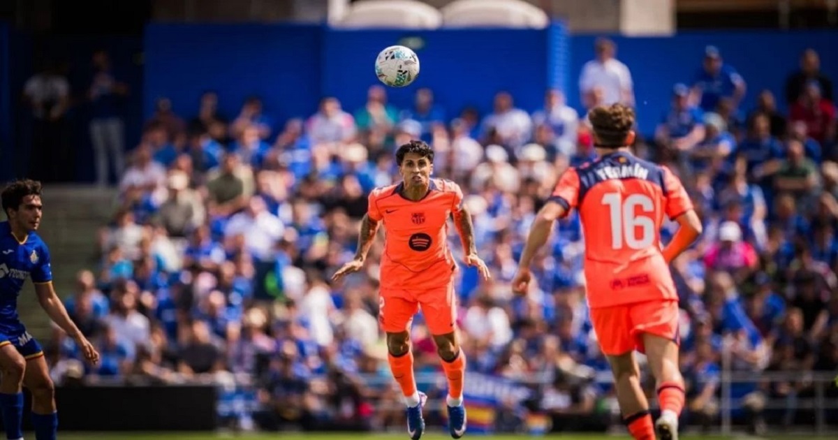 শিরোপার সুবাস পাচ্ছে বার্সেলোনা