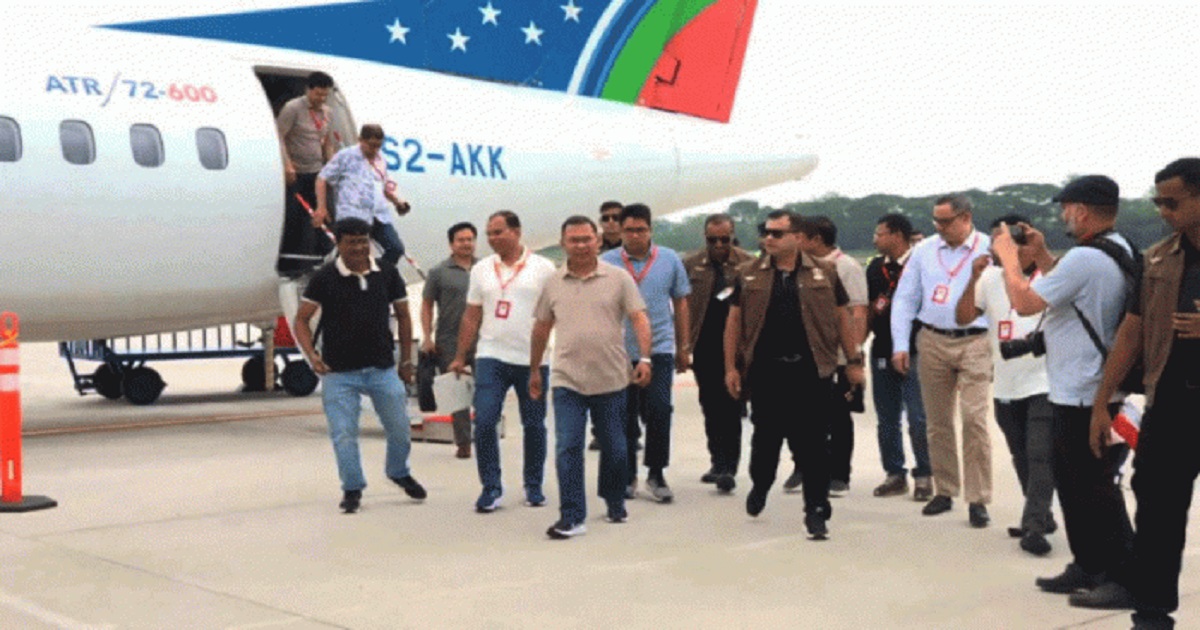 যশোরে পৌঁছেছেন প্রধানমন্ত্রী তারেক রহমান